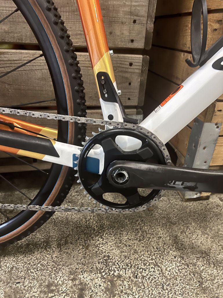 Used Canyon Inflite CF SLX 9 2023 2023 Road & Gravel, Orange — image 2 of 10