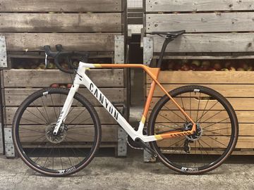Used Canyon Inflite CF SLX 9 2023 2023 Road & Gravel, Orange — image 5 of 10