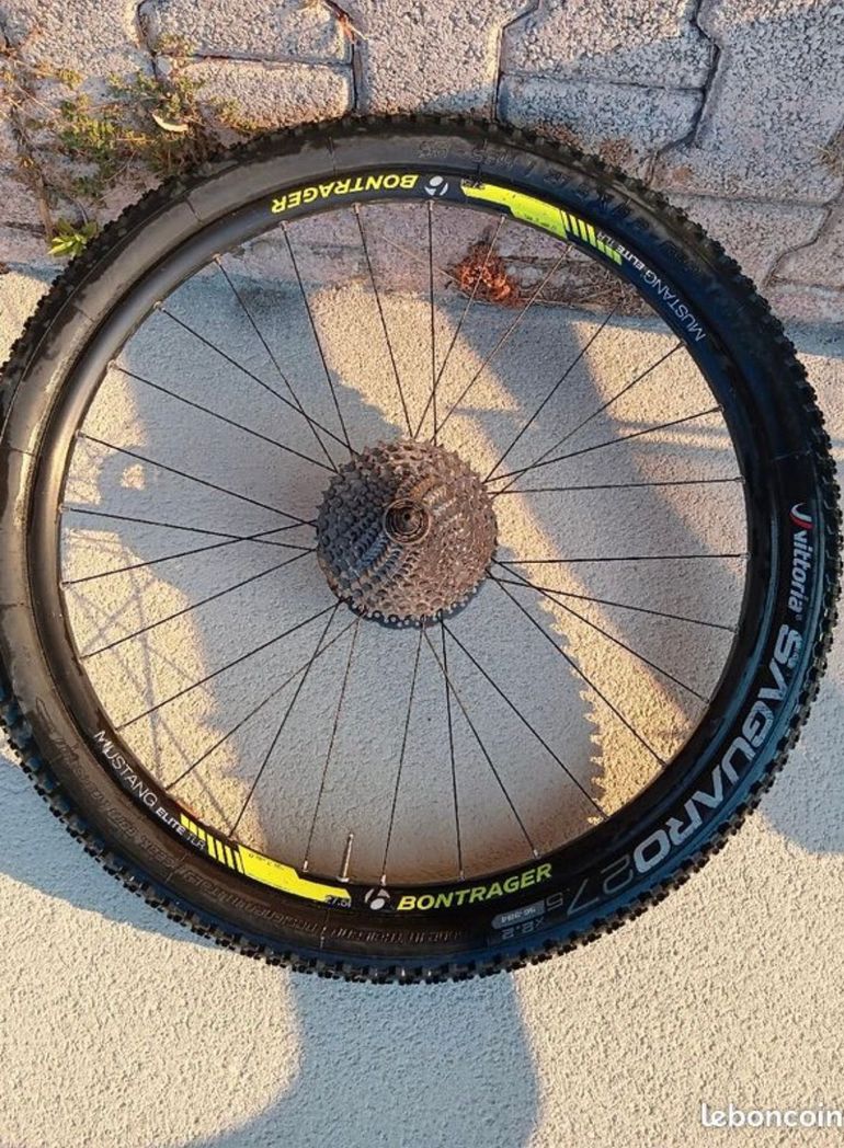 Used Trek X-Caliber 9 2017 2017 Mountainbike, Black, 27.5, 29 — image 6 of 6