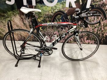 Used Fuji Norcom Straight 2.3 2014 2014 Road & Gravel, Red — image 1 of 3