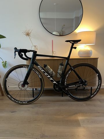 Used Scott Addict RC Shimano Dura Ace Di2 2022 Road & Gravel