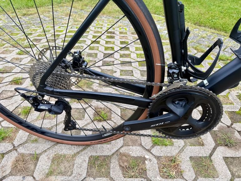 Used Canyon Endurace 7 2023 2023 Road & Gravel, Black — image 6 of 9