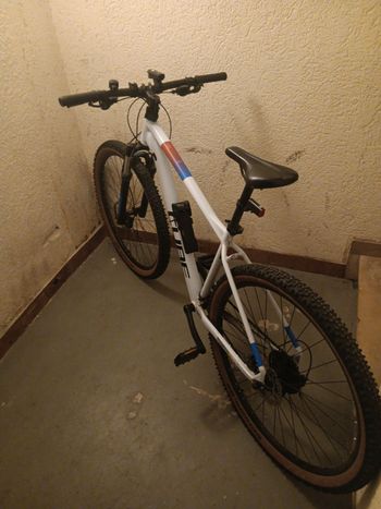Used CUBE AIM, SLX 2023 2023 Mountainbike, White, 27.5, 29 — image 3 of 3