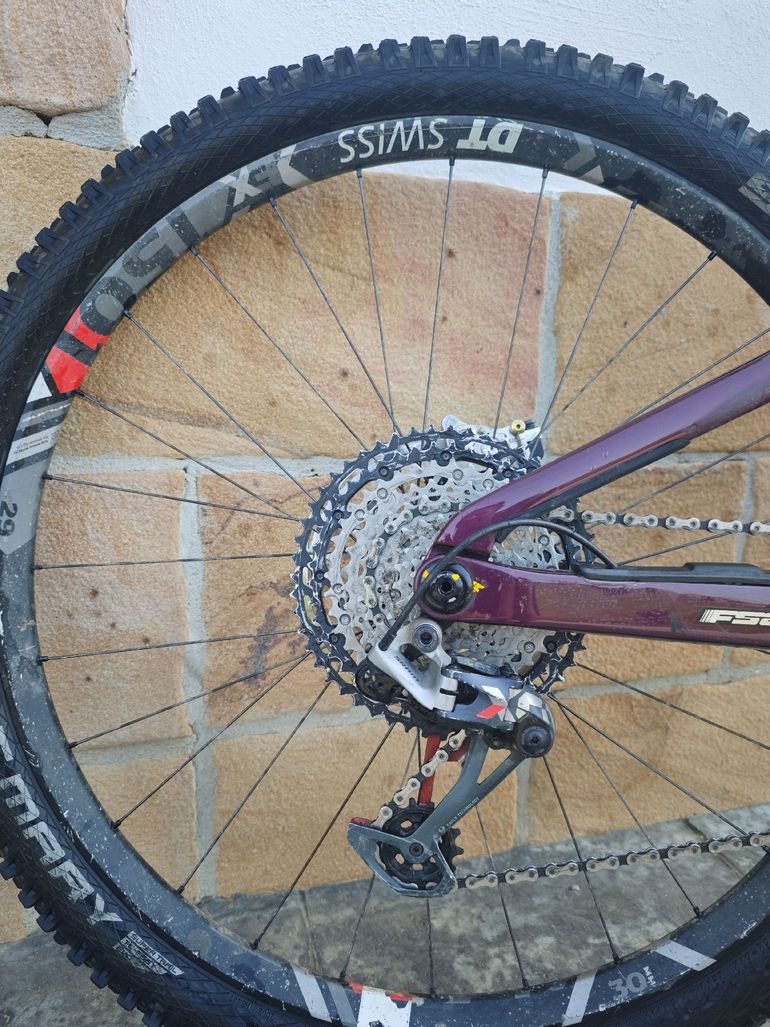 Used Orbea RALLON M-TEAM 2023 2023 Mountainbike, Purple, 29 — image 4 of 4