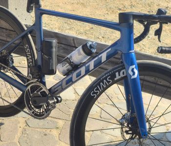 Used Scott Addict RC 30 2020 Frameset 2020 Road & Gravel, Blue — image 1 of 3
