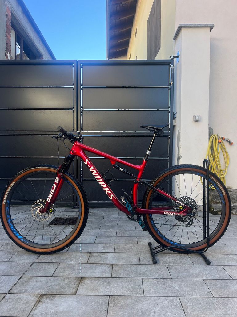 Used Specialized S-Works Epic 2021 2021 Mountainbike, Red, 29 — image 2 of 6