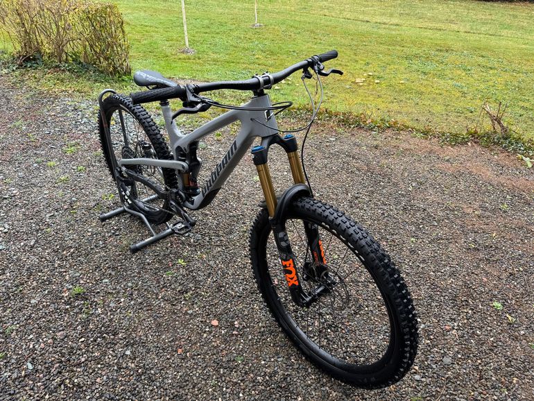 Used Propain Spindrift CF 2022 2022 Mountainbike, Light Gray — image 5 of 5