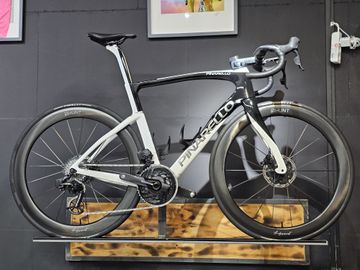 Used Pinarello DOGMA F DURA ACE Di2 Disc 2023 2023 Road & Gravel