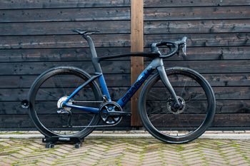Used Pinarello Dogma F Shimano Ultegra Di2 2024 Road & Gravel