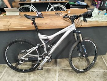 Used Specialized Stumpjumper 2011 MTB
