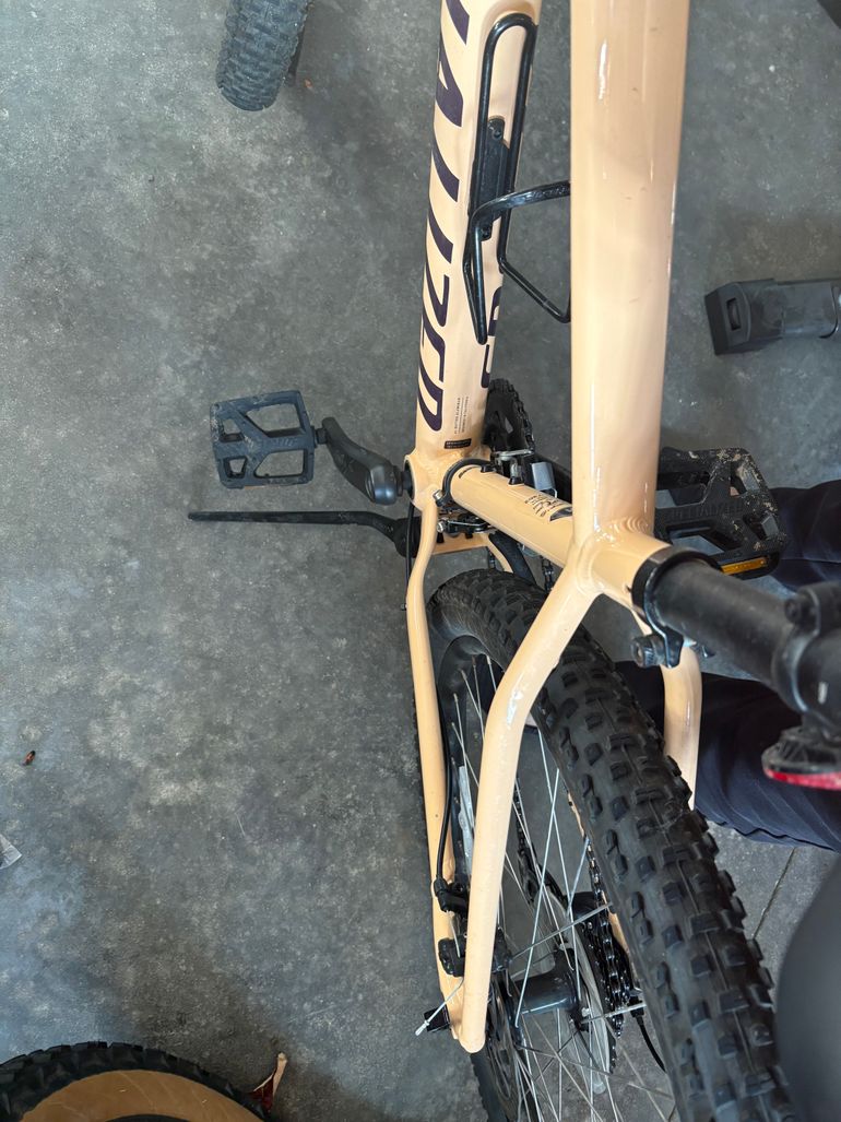 Used Specialized Rockhopper 27.5 2022 2022 Mountainbike, Red, 27.5 (650B) — image 6 of 6