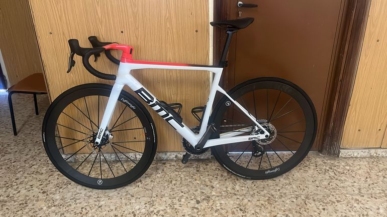 Used BMC Teammachine SLR 01 MOD 2023 Frameset 2023 Road & Gravel, White — image 2 of 6