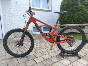 Santa Cruz Nomad | Sparen bei gebrauchten Fahrrädern | Bis