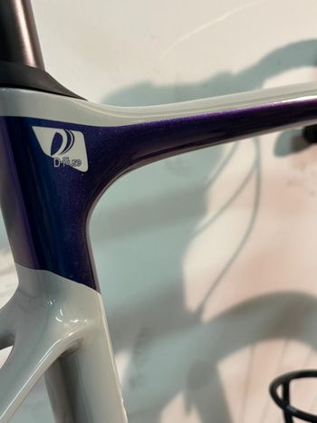 Used Giant Defy Advanced Pro 3 2022 2022 Road & Gravel, Light Gray — image 10 of 14