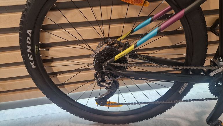 Used Bergamont Revox 5 2024 2024 Mountainbike, Black, 29 — image 4 of 4