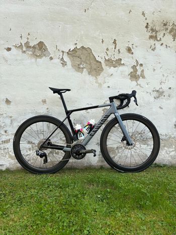 Used Canyon Ultimate CF SL 7 AXS 2025 2025 Road & Gravel