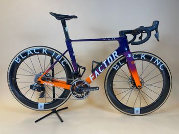 Used Factor 2025 OSTRO VAM - HPH Edition - SRAM Red W/ Power Meter 2025 Road & Gravel