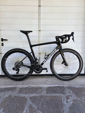 Used Specialized Tarmac SL8 Pro - SRAM Force eTap AXS 2025 2025 Road & Gravel