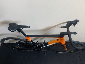 Used Orbea ORCA M10iLTD 2022 2022 Road & Gravel, Orange — image 6 of 7