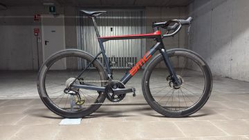 Used BMC Teammachine SLR01 DISC ONE 2020 Frameset 2020 Road & Gravel, Red — image 1 of 3