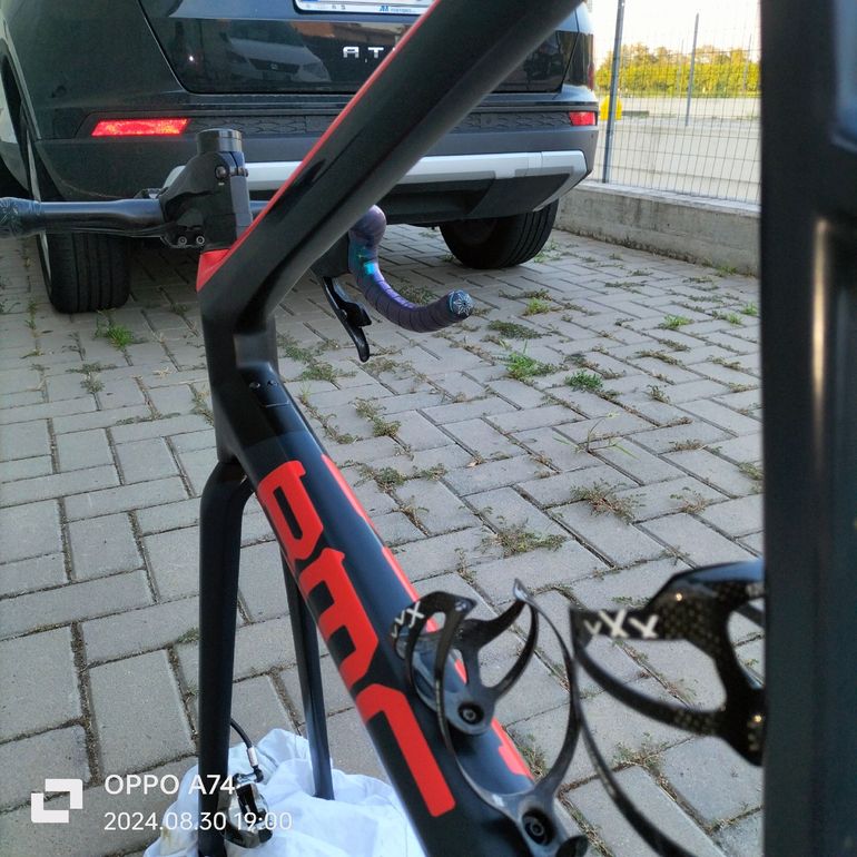 Used BMC Teammachine SLR01 DISC ONE 2020 Frameset 2020 Road & Gravel, Red — image 2 of 3