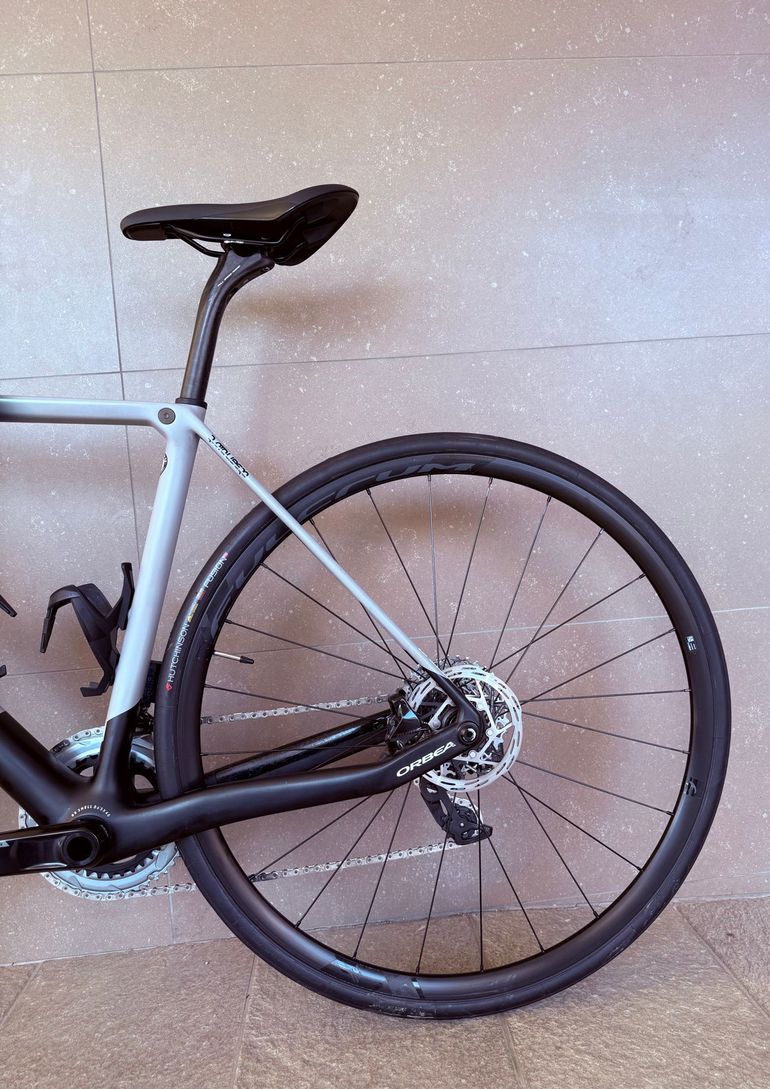 Used Orbea ORCA M31 TEAM 2020 2020 Road & Gravel, Light Gray — image 8 of 8