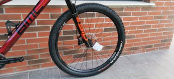 Gebrauchtes BMC Twostroke Shimano Deore LX 2024 Mountainbike, Rot — Bild 11 von 12