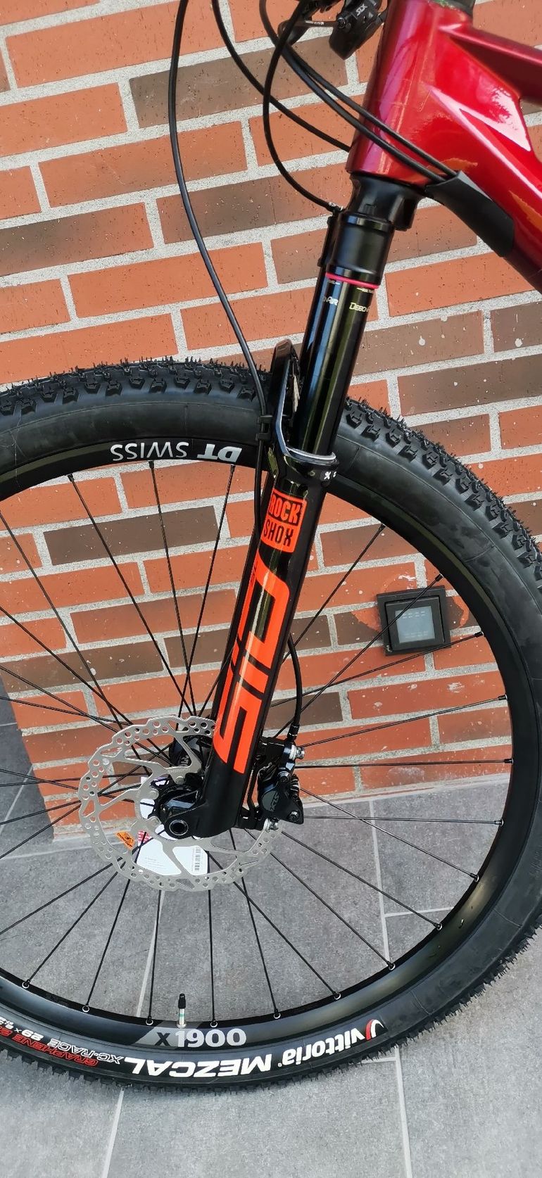 Gebrauchtes BMC Twostroke Shimano Deore LX 2024 Mountainbike, Rot — Bild 4 von 12