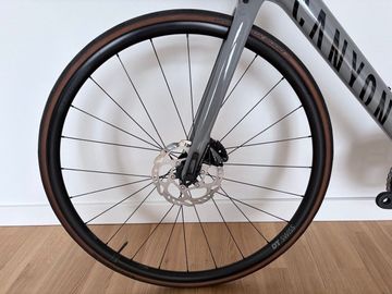 Brugt Canyon Ultimate CF SL 7 Disc 2022 2022 Road & Gravel — billede 2 af 17