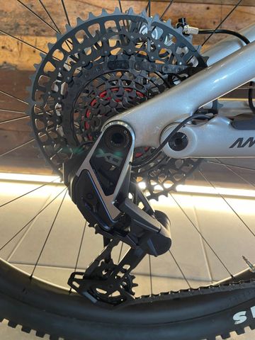 Used AMFLOW PL Pro 2025 Mountainbike, Light Gray — image 6 of 9