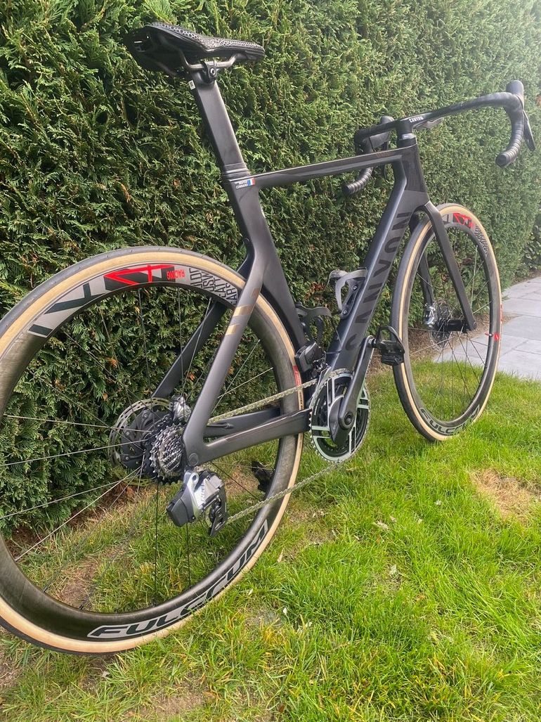 Used Canyon Aeroad CFR AXS 2023 2023 Road & Gravel, Black — image 6 of 7