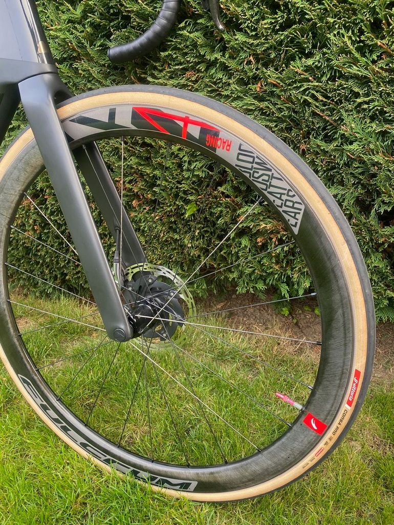 Used Canyon Aeroad CFR AXS 2023 2023 Road & Gravel, Black — image 2 of 7