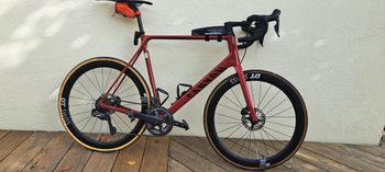 Used Canyon Ultimate CF SL 8 Disc Aero 2022 2022 Road & Gravel