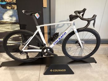 Used Colnago V5rs 2025 Road & Gravel
