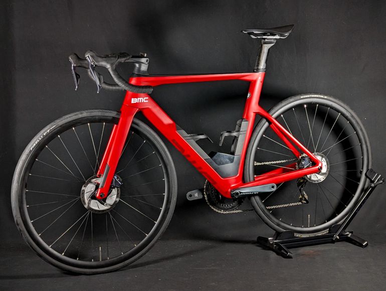 Used BMC Timemachine ROAD 01 FOUR 2020 2020 Road & Gravel, Red — image 4 of 19