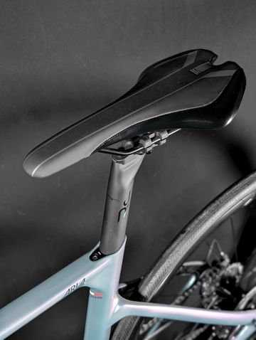 Used Bianchi Aria - Ultegra 2022 2022 Road & Gravel, Blue — image 22 of 22
