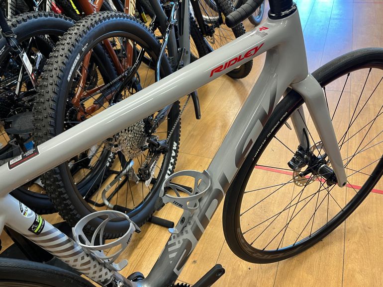 Used Ridley SLX 2023 Road & Gravel, Light Gray — image 2 of 8