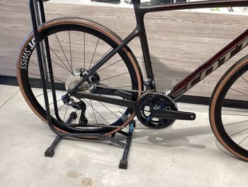 Used Scott Addict SE 2024 2024 Road & Gravel, Purple — image 2 of 3