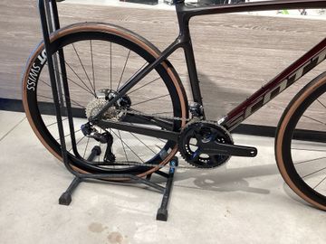 Used Scott Addict SE 2024 2024 Road & Gravel, Purple — image 2 of 3