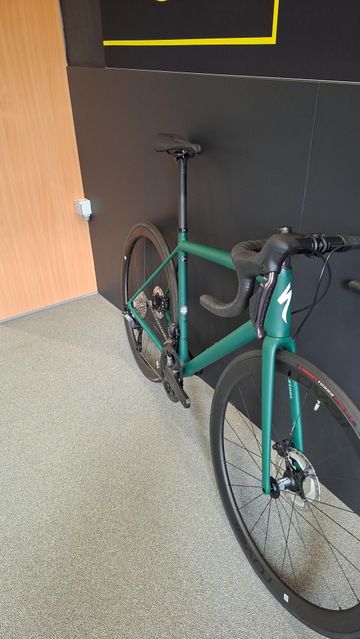 Tweedehands Specialized Aethos Expert 2022 2022 Road & Gravel — afbeelding 3 van 5