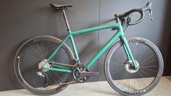 Specialized Expert 2023 2023