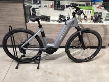 Used Scott E Ride 30 2025 Road & Gravel
