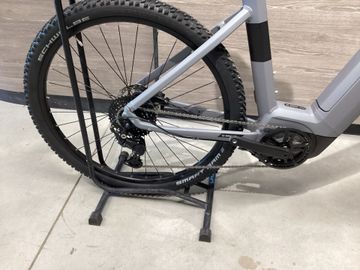 Used Scott E Ride 30 2025 Road & Gravel, Light Gray — image 2 of 3
