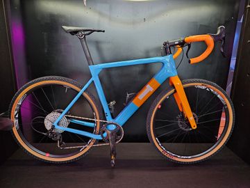 Brugt 3T Exploro Team Custom Edition EKAR 1x13 2022 Road & Gravel — billede 1 af 10