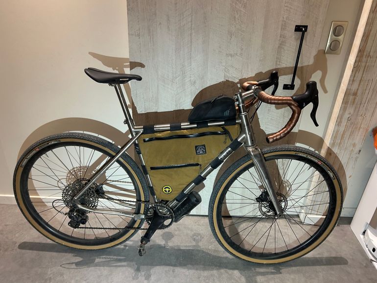 Used Chiru Chilkoot 2023 Road & Gravel, Light Gray — image 4 of 5