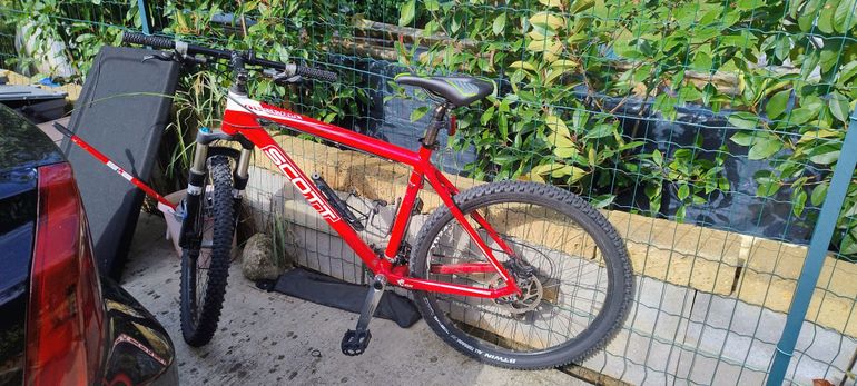 Used Scott Contessa Scale 40 2018 2018 Mountainbike, Red, 27.5, 29 — image 1 of 4