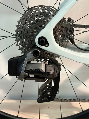 Used CUBE AGREE C:62, PRO 2022 2022 Road & Gravel, White — image 11 of 12