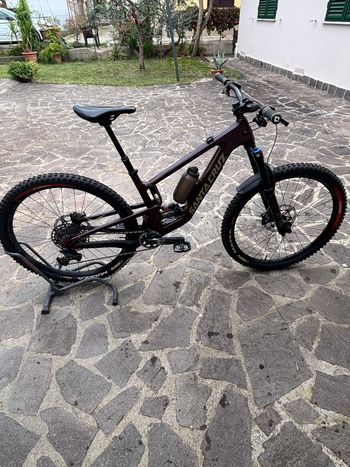 Used Santa Cruz Hightower SRAM GX Eagle 2024 Mountainbike, Red — image 2 of 5