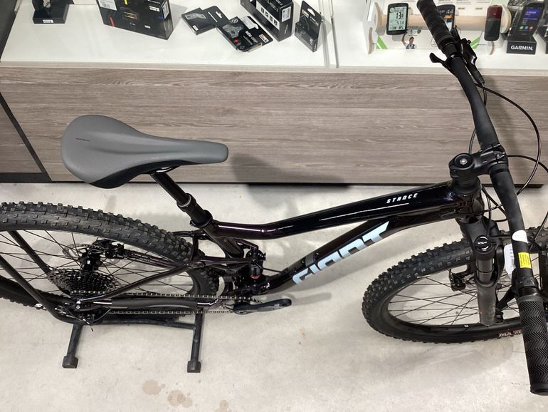 Used Giant Stance 29 1 2024 2024 Mountainbike, Purple, 29 — image 3 of 3