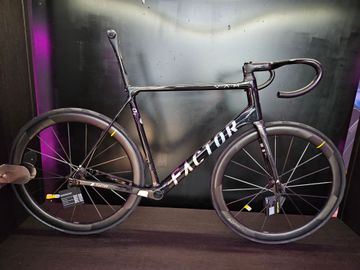 Used Factor O2 VAM Black Inc. Edition 2024 Frameset Frameset Frameset 2024 Road & Gravel